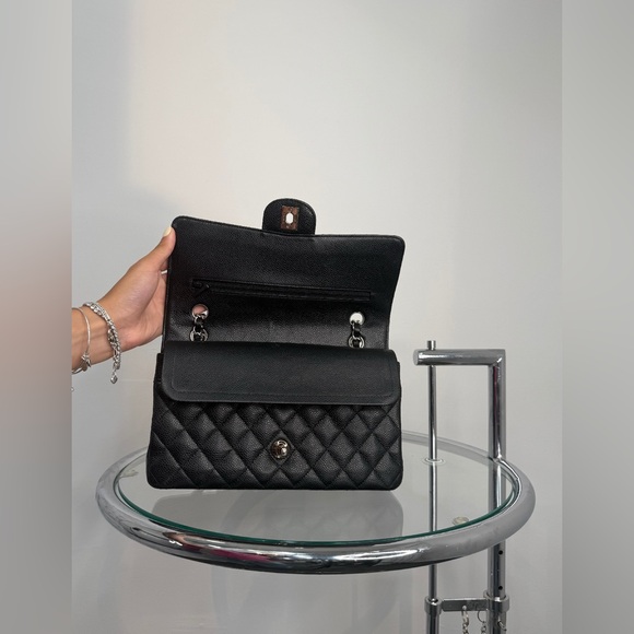 Chanel Classic Handbag - Picture 6 of 13